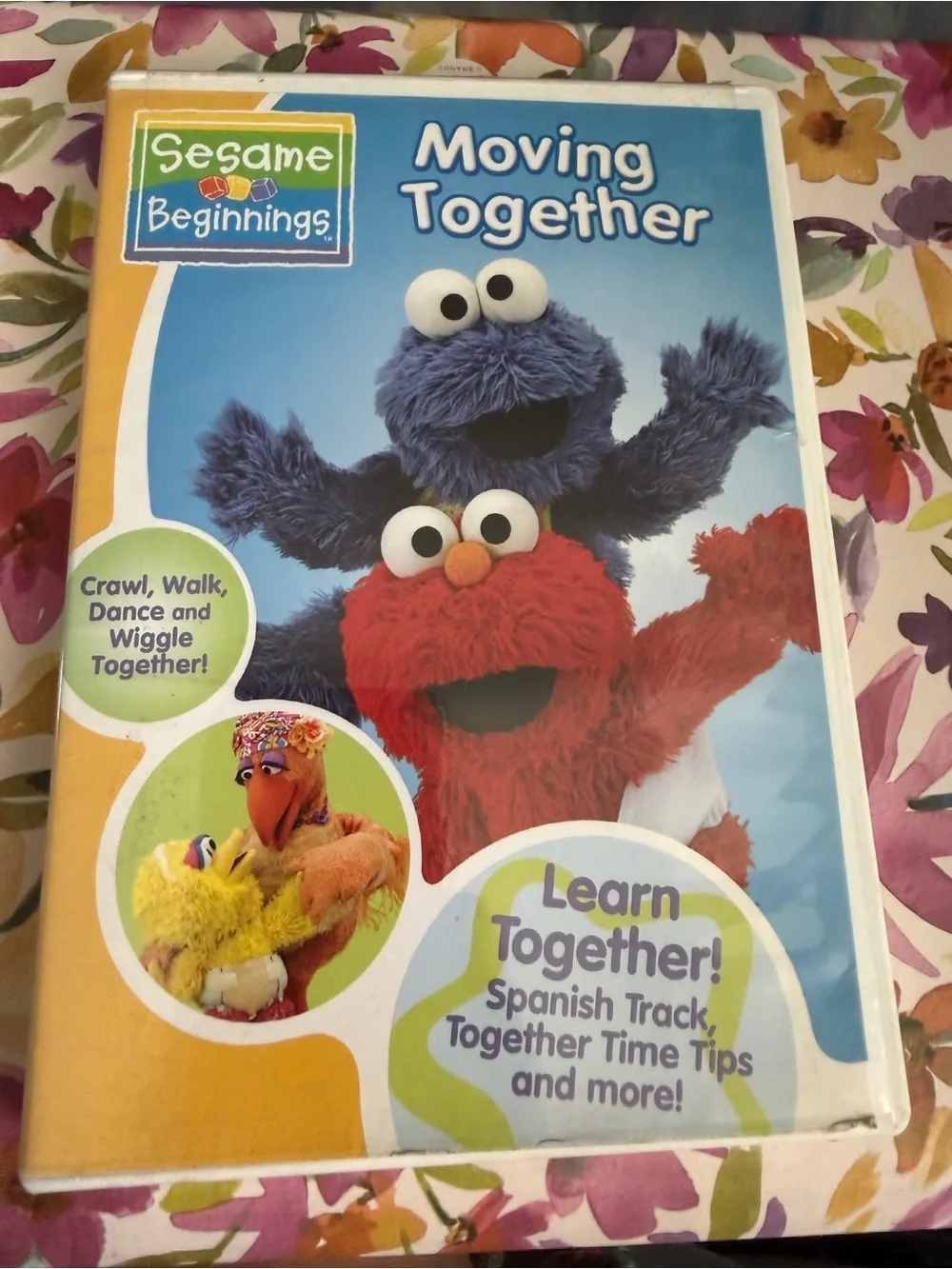 Moving Together - Red & Blue Kids Toy DVD